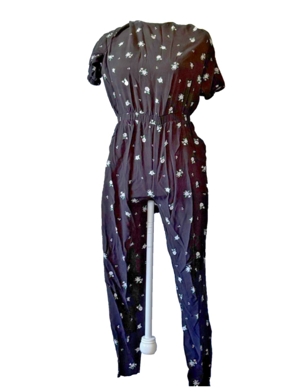 Old Navy Jumpsuit Black Floral Short Sleeve Elastic Waist Pockets Cottagecore